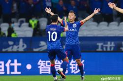 乐鱼体育-关于里程碑夜！上海海港豪取连胜，足总杯冲刺阶段刷纪录，球迷炸锅，年轻球员得到机会的信息-乐鱼体育