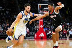 乐鱼体育app-加时末段休斯敦火箭调整名单以备NBA常规赛；篮板制胜环节打磨；信心回归；医务组通报恢复的简单介绍-乐鱼体育app