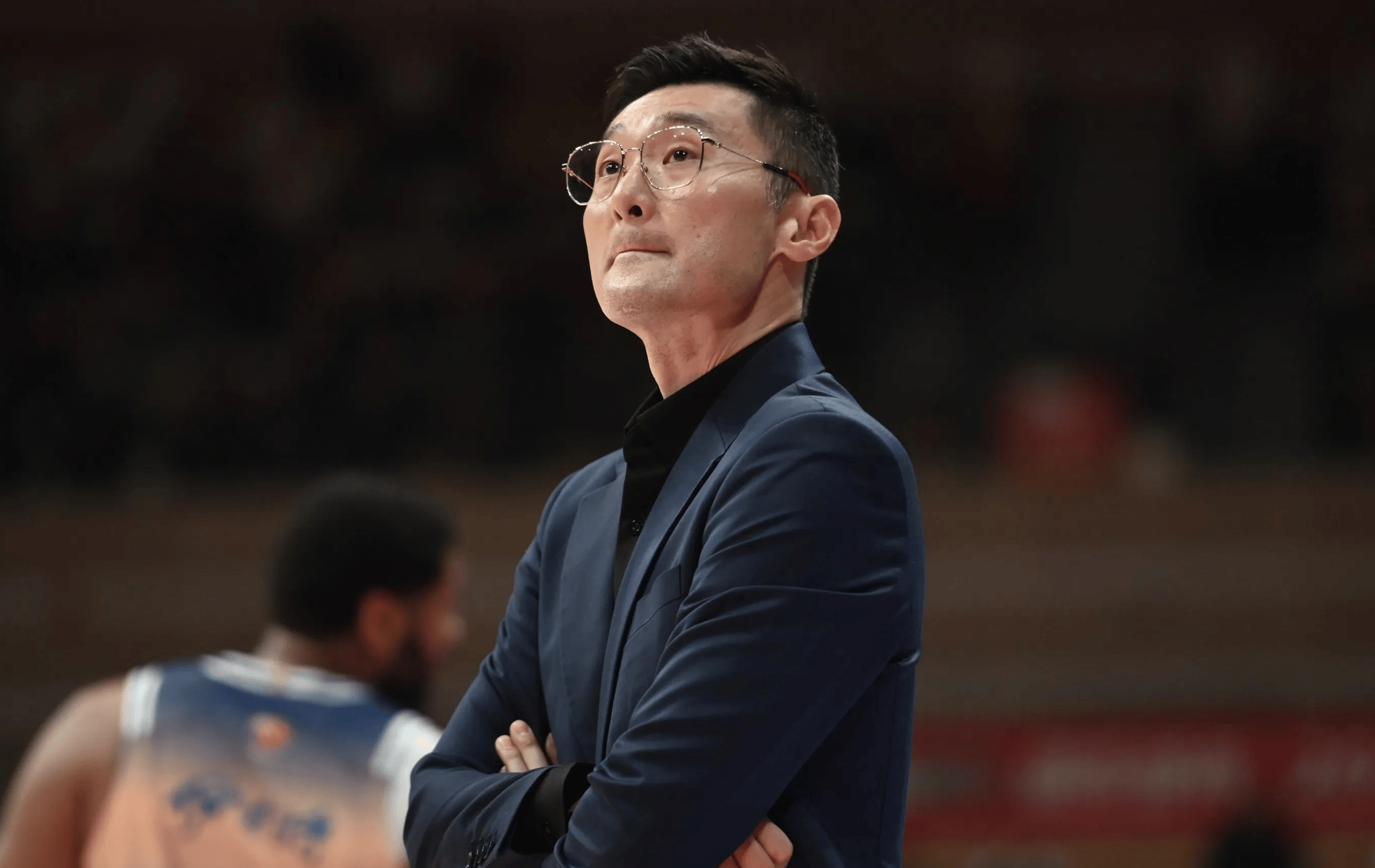 加时末段CBA常规赛焦点战,西汉姆回应争议,引发热议,临场指挥获称赞的简单介绍 加时末段CBA常规赛焦点战,西汉姆回应争议,引发热议,临场指挥获称赞的简单介绍